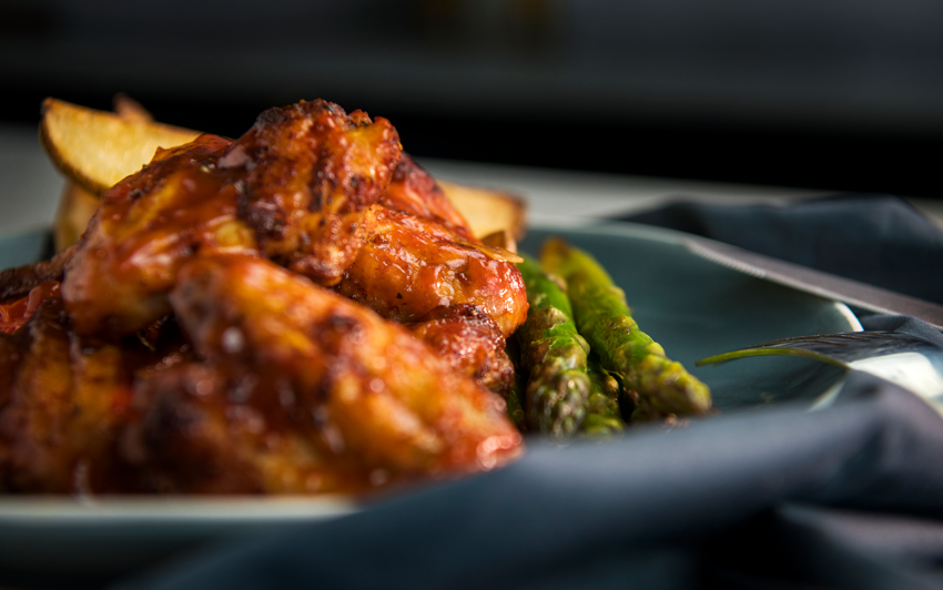 Копчені бурбонські крильця-подача2