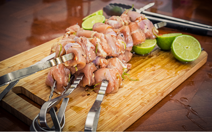 ThaiGrilledChickenSkewers-шашлик