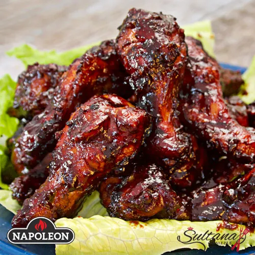 Копчені курячі крильця з гострим соусом Бурбон