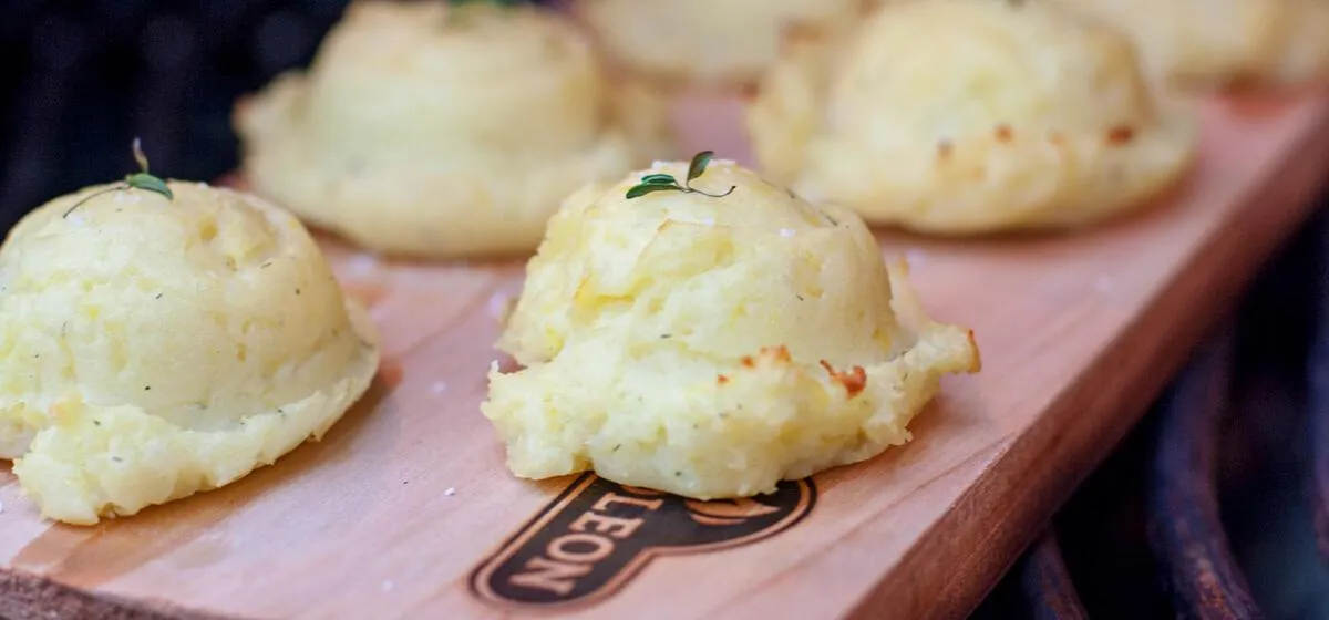 Картопляне пюре на планці для копчення