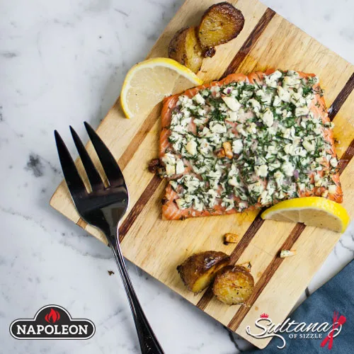 Смажений лосось на грилі