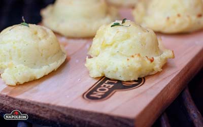 готуємо Картопляне пюре на планці для копчення