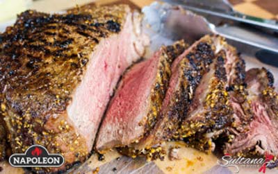 razrezannoe-myaso-s-reber